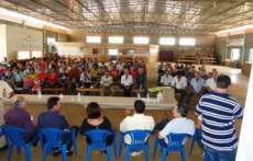Goioxim - 125 fam&iacute;lias de pequenos agricultores receberam documentos de posse de suas propriedades