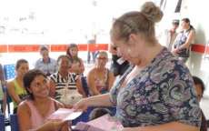 Cand&oacute;i - Mulheres recebem aten&ccedil;&atilde;o especial ao dia Internacional da Mulher