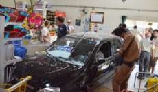 Paran&aacute; - Embriagado, motorista invade supermercado em Guarapuava
