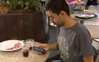 A partir de agora no Paraná, operadoras de celular estão proibidas de bloquear acesso à internet