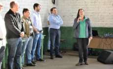 Laranjeiras - No bairro Água Verde, Governo Municipal formaliza entrega de R$ 600 mil para pavimentação de 9 ruas