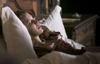 'Liberdade, Liberdade': Branca tem sangramento e pode perder o beb&ecirc;