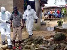 Tropas atiram em manifestantes isolados por ebola na Lib&eacute;ria