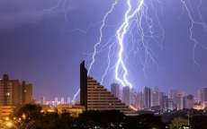 Ocorr&ecirc;ncia de raios aumenta risco de acidentes com energia el&eacute;trica; saiba mais!