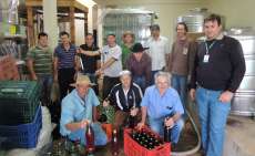 Catanduvas - 6 mil litros de vinho j&aacute; foram envasados para a 9&ordf; Festa do Vinho