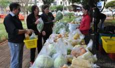 Laranjeiras - Com apoio da prefeitura, Feira de Produtos Orgânicos ganha mercado e leva renda a pequenos agricultores