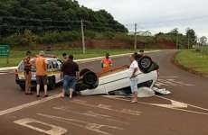 Tr&ecirc;s Barras - Acidente &eacute; registrado no trevo de acesso ao munic&iacute;pio