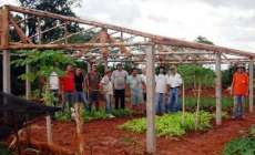 Laranjeiras -  Rotary Clube e UFFS constrõem estufa na Casa de Repouso