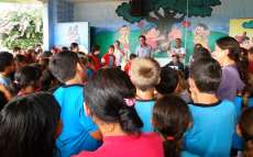 Goioxim - Alunos da Escola Municipal receberam kits de sa&uacute;de bucal