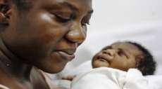 Primeiro beb&ecirc; nascido no Paran&aacute; em 2016 &eacute; filha de haitianos