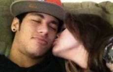 Fam&iacute;lia quer que Bruna Marquezine 'desencane' de Neymar