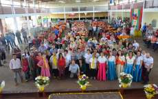 Pinh&atilde;o - Secretaria de Assist&ecirc;ncia Social promove 31&ordm; Festa do Idoso