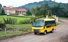 Palmital - Educa&ccedil;&atilde;o ganha mais dois &ocirc;nibus para o transporte escolar