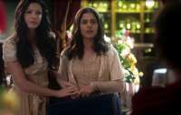 'Tempo de Amar': Maria Vit&oacute;ria conhece o cabar&eacute; de Madame Lucerne e fica desconfiada