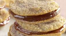 Delicie-se! Bem-casados crocantes com massa de pastel