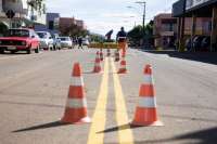 Pinh&atilde;o - Rua Francisco Dell&ecirc; recebe pintura de sinaliza&ccedil;&atilde;o