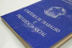 Adolescentes podem fazer carteira de trabalho a partir dos 14 anos