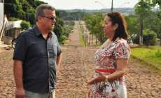 Prefeita Sirlene e vice Ivan Theo