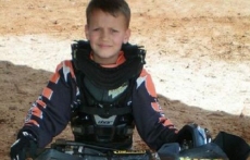 Laranjeiras - Menino João Ricardo é 2º mais rápido do PR em competição de motocross