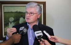 Governo vai punir professores que incentivam invas&otilde;es, diz chefe da Casa Civil paranaense