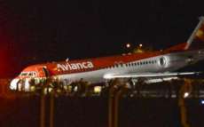 Avi&atilde;o da Avianca faz pouso de emerg&ecirc;ncia em aeroporto de Bras&iacute;lia. Veja o v&iacute;deo