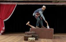 Cand&oacute;i - Munic&iacute;pio &eacute; rota de apresenta&ccedil;&atilde;o do projeto de teatro em container