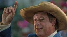 "Velho Chico": Revoltado com Santo, Afr&acirc;nio pretende acabar com ele