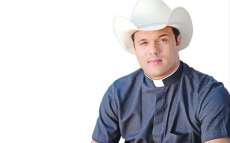 Laranjeiras - Expoente da música religiosa, Padre Alessandro Campos faz show neste sábado dia 28