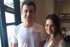Marido de Sandy d&aacute; piti com os f&atilde;s: &ldquo;V&atilde;o lavar uma lou&ccedil;a&rdquo;