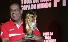 Capit&atilde;o do tri, Carlos Alberto Torres morre aos 72 anos