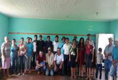 Pinh&atilde;o - Prefeito Odir participa de reuni&atilde;o com moradores do Assentamento Silv&eacute;rio