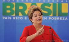 Presidenta Dilma confirma aumento do sal&aacute;rio m&iacute;nimo para R$ 724