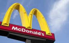McDonald's &eacute; condenado por obrigar atendente a ficar nua diante de colegas
