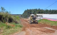 Pinh&atilde;o - Prefeitura intensifica trabalhos de manuten&ccedil;&atilde;o em estradas rurais