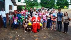 Porto Barreiro - Papai Noel visitou comunidades do munic&iacute;pio