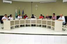 Guarania&ccedil;u - Vereadores reprovam projetos que altera pagamento de pens&atilde;o por morte e que autoriza filia&ccedil;&atilde;o do munic&iacute;pio em associa&ccedil;&otilde;es