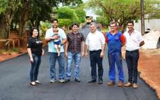 Tr&ecirc;s Barras - Prefeitura realiza recapeamento asf&aacute;ltico em ruas da cidade