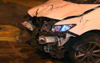 Jogador do Cruzeiro foge de blitz e capota o carro