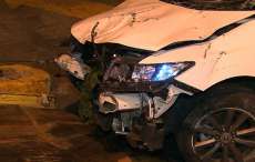 Jogador do Cruzeiro foge de blitz e capota o carro