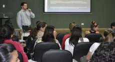 Pinh&atilde;o - Profissionais da sa&uacute;de participam de palestras sobre Mortalidade Infantil
