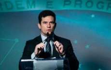 S&eacute;rgio Moro ganha pr&ecirc;mio que madre Teresa de Calcut&aacute; tamb&eacute;m recebeu