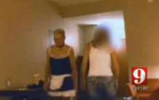 Homem vestido de "empregada sexy" &eacute; preso acusado de prostitui&ccedil;&atilde;o