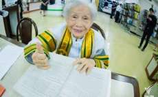 Idosa se formou na faculdade aos 91 anos e ganhou um grande pr&ecirc;mio