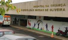 Beb&ecirc; diagnosticada com DST continua internada