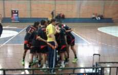 Quedas - Cidade vence mais uma no handebol e avan&ccedil;a rumo a semifinais do paranaense