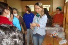 Primeiro Curso de Produtos de Limpeza Caseiro e Sustent&aacute;veis foi realizado no munic&iacute;pio