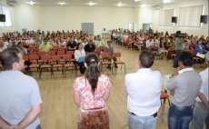 Catanduvas - Reuni&atilde;o dos servidores municipais contou com palestra motivacional