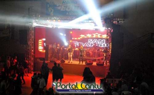 Porto Barreiro - Baile com Musical San Francisco e Índio Aragano - 08.04.16