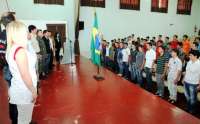 Ibema - Jovens ibemenses prestam juramento a bandeira e recebem CDI