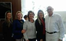 Nova Laranjeiras - Equipe da Secretaria de Educa&ccedil;&atilde;o participa de Palestra em Guarapuava